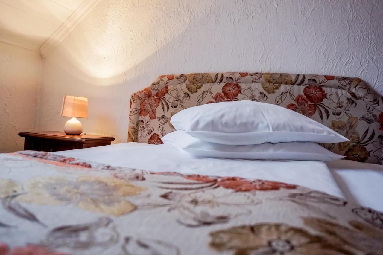 סיגישוארה Hotel Claudiu מראה חיצוני תמונה