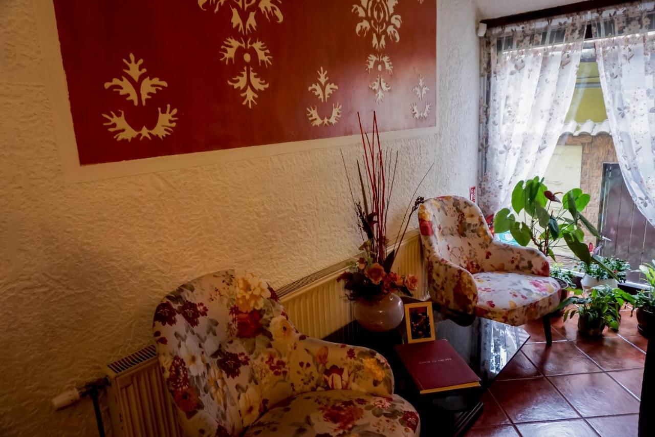 סיגישוארה Hotel Claudiu מראה חיצוני תמונה