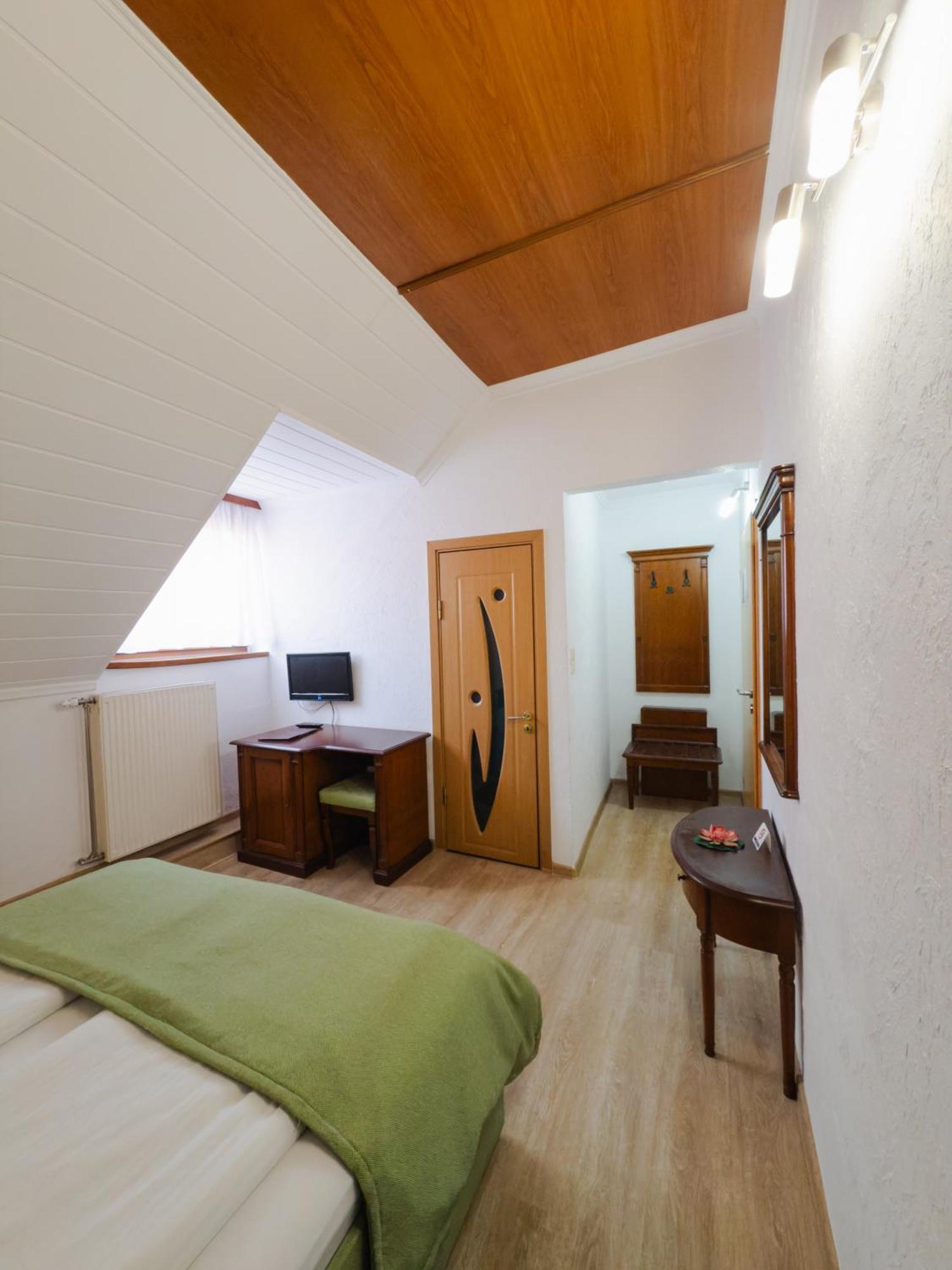 סיגישוארה Hotel Claudiu מראה חיצוני תמונה